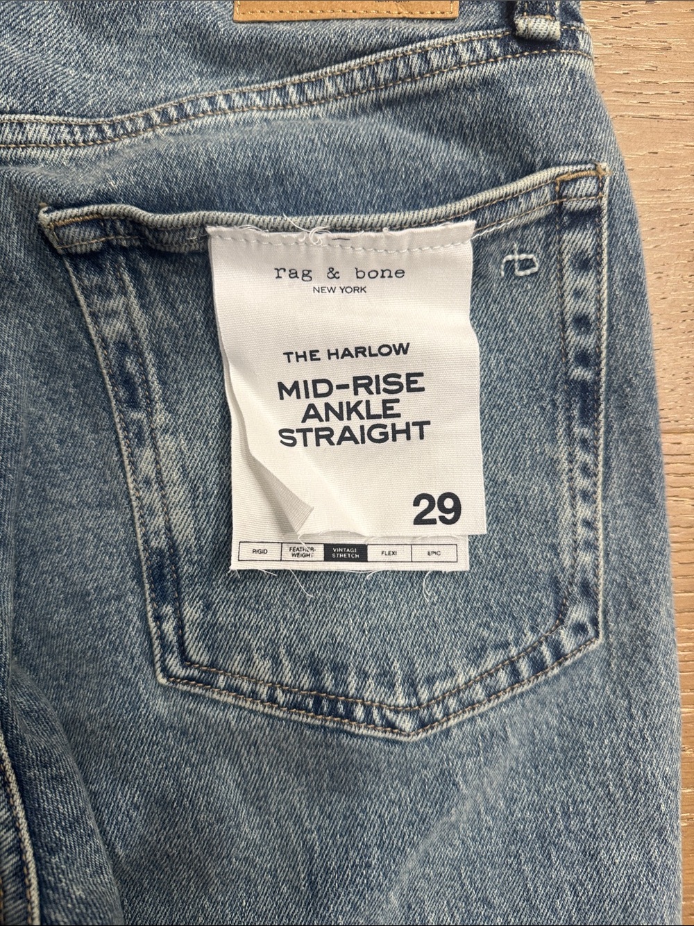 Rag & Bone The Harlow Mid-Rise Ankle Straight Jeans 29 NWT Light Wash - Picture 7 of 8